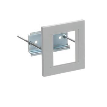  BRIDE DE FIXATION PANNEAU ARRI 