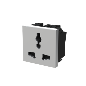  PRISE UNIVERSELLE PLATINE 