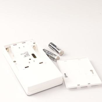  COMMANDE IO HOMECONTROL PILES 