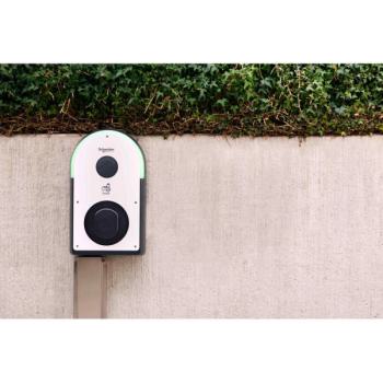  EVlink Pro AC 7,4 kW-T2S+MID 