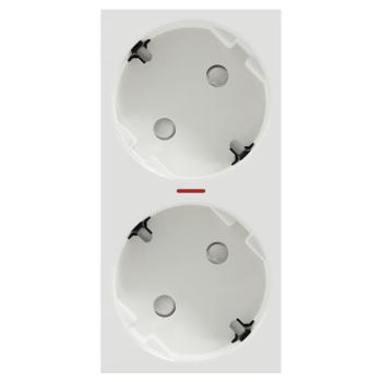  Prise 2x2P+T lum DE vis Blanc 