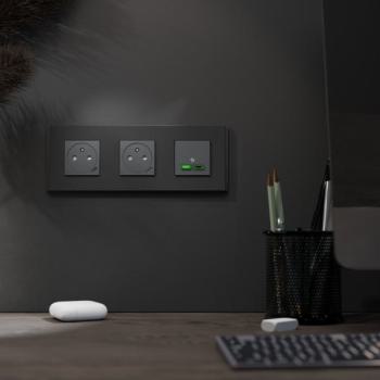  Unica D plaq gomme noire 3P 