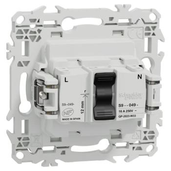  Odace prise 2P+T rnovation bl 