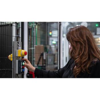  BOITE AVEC 3 BOUTONS 